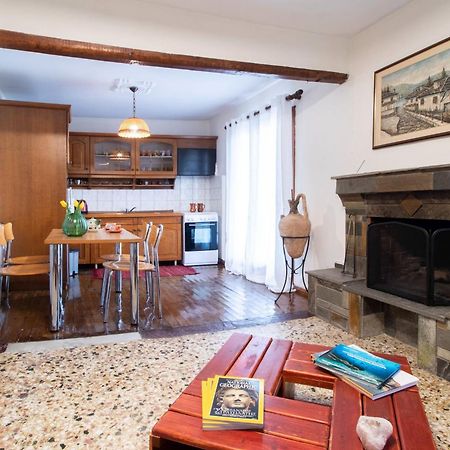 2 Bedroom Art House In Kavála Kültér fotó